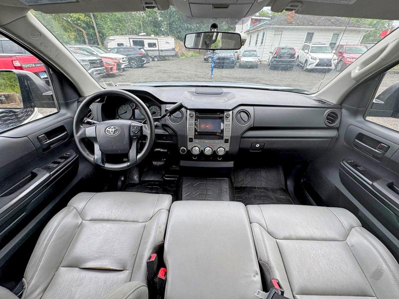 Photo 8 from auction – 2014 TOYOTA TUNDRA with VIN 5TFUM5F19EX059050