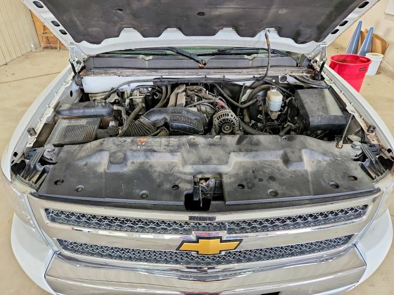 Photo 11 from auction – 2013 CHEVROLET SILVERADO with VIN 1GCRKSE73DZ129385