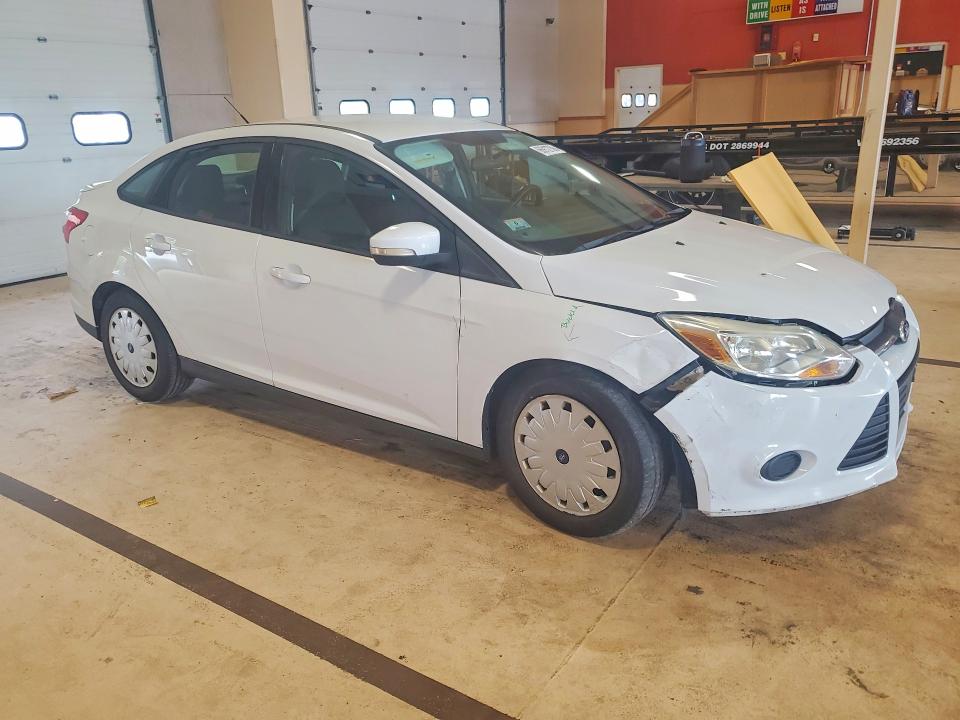 Photo 4 from auction – 2013 FORD FOCUS with VIN 1FADP3F26DL166542
