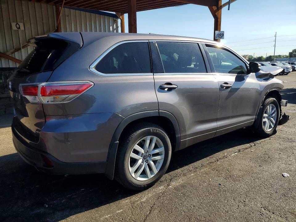 Photo 3 from auction – 2016 TOYOTA HIGHLANDER with VIN 5TDBKRFH0GS296259