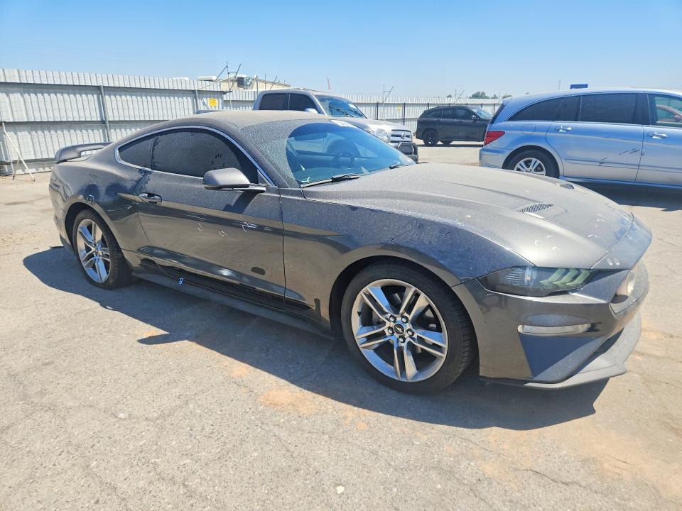 Photo 4 from auction – 2018 FORD MUSTANG with VIN 1FA6P8TH4J5123719