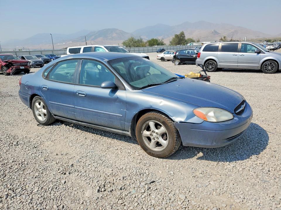 Photo 4 from auction – 2000 FORD TAURUS with VIN 1FAFP55U8YG236208