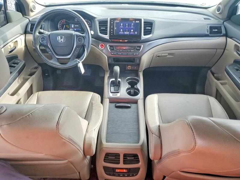 Photo 8 from auction – 2017 HONDA PILOT with VIN 5FNYF5H58HB015745