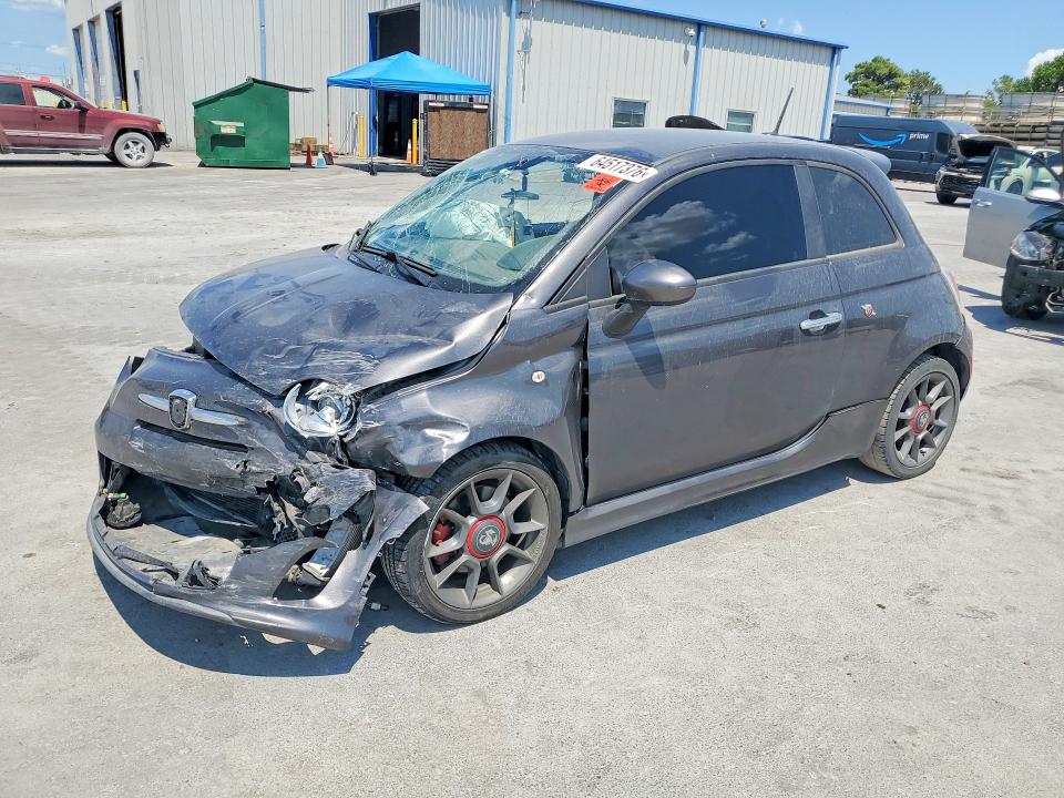 FIAT 500 2015 with VIN 3C3CFFFH0FT541559 - Photo from auction