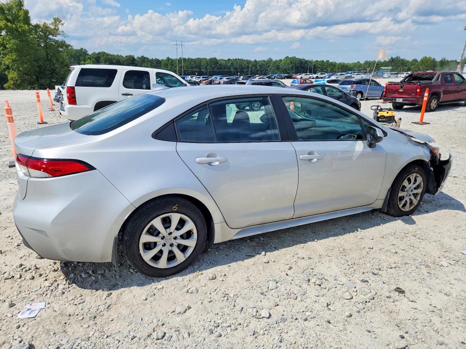 Photo 3 from auction – 2025 TOYOTA COROLLA with VIN 5YFB4MDE5SP337704
