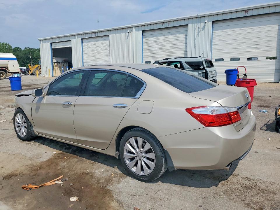Photo 2 from auction – 2015 HONDA ACCORD with VIN 1HGCR3F84FA009788