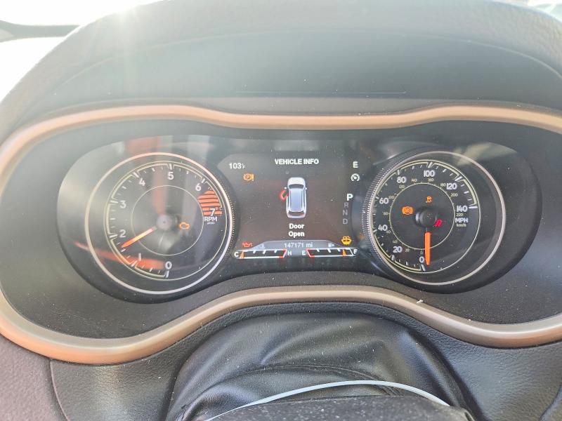 Photo 9 from auction – 2018 JEEP CHEROKEE with VIN 1C4PJLDB5JD568120