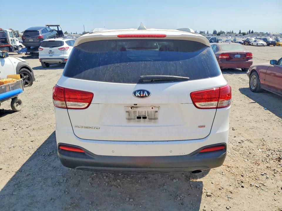 Photo 6 from auction – 2018 KIA SORENTO with VIN 5XYPG4A33JG387360
