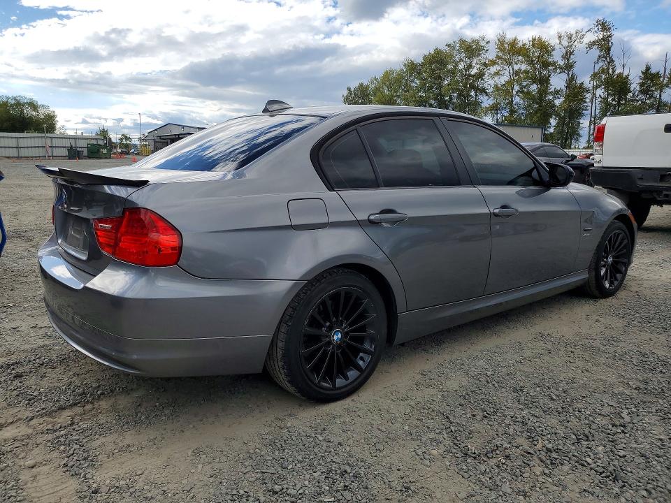 Photo 3 from auction – 2010 BMW 328 with VIN WBAPK7C51AA457899
