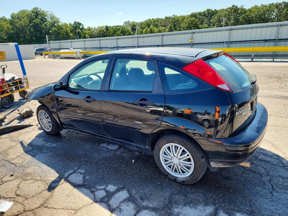 Photo 2 from auction – 2006 FORD FOCUS with VIN 1FAFP37N26W167089