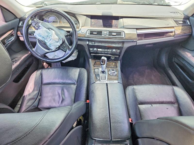 Photo 8 from auction – 2012 BMW 740 with VIN WBAKA4C58CDS99428
