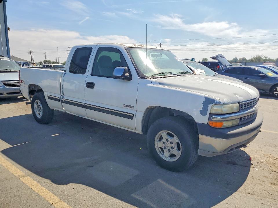 Photo 4 from auction – 2002 CHEVROLET 1500 SILVERADO with VIN 2GCEK19T321141378