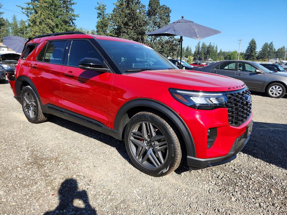 Photo 4 from auction – 2026 FORD EXPLORER with VIN 1FMWK8GC0TGB70000