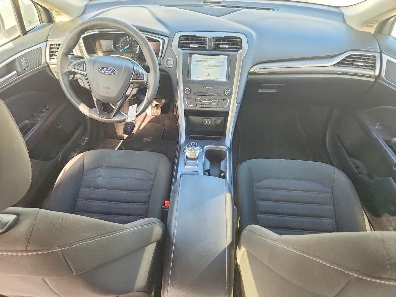 Photo 8 from auction – 2019 FORD FUSION with VIN 3FA6P0LU7KR116695