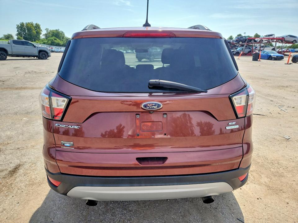 Photo 6 from auction – 2018 FORD ESCAPE with VIN 1FMCU0GD4JUA74652