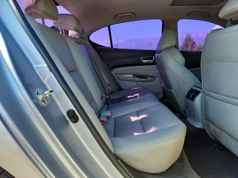 Photo 10 from auction – 2018 ACURA TLX with VIN 19UUB1F33JA009694