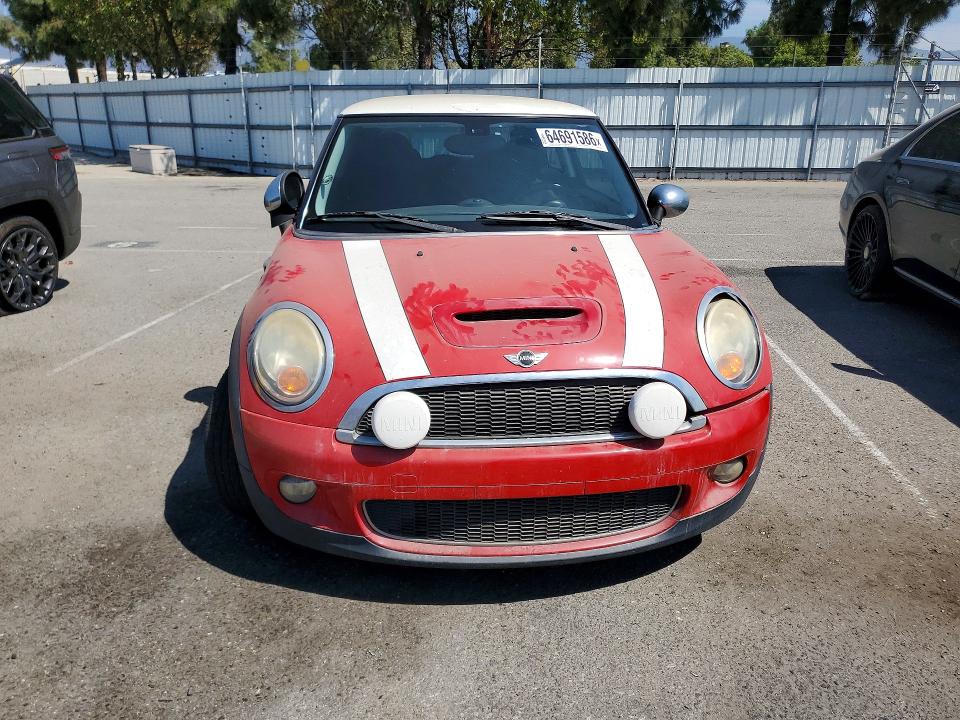 Photo 5 from auction – 2009 MINI COOPER with VIN WMWMF73569TT97366