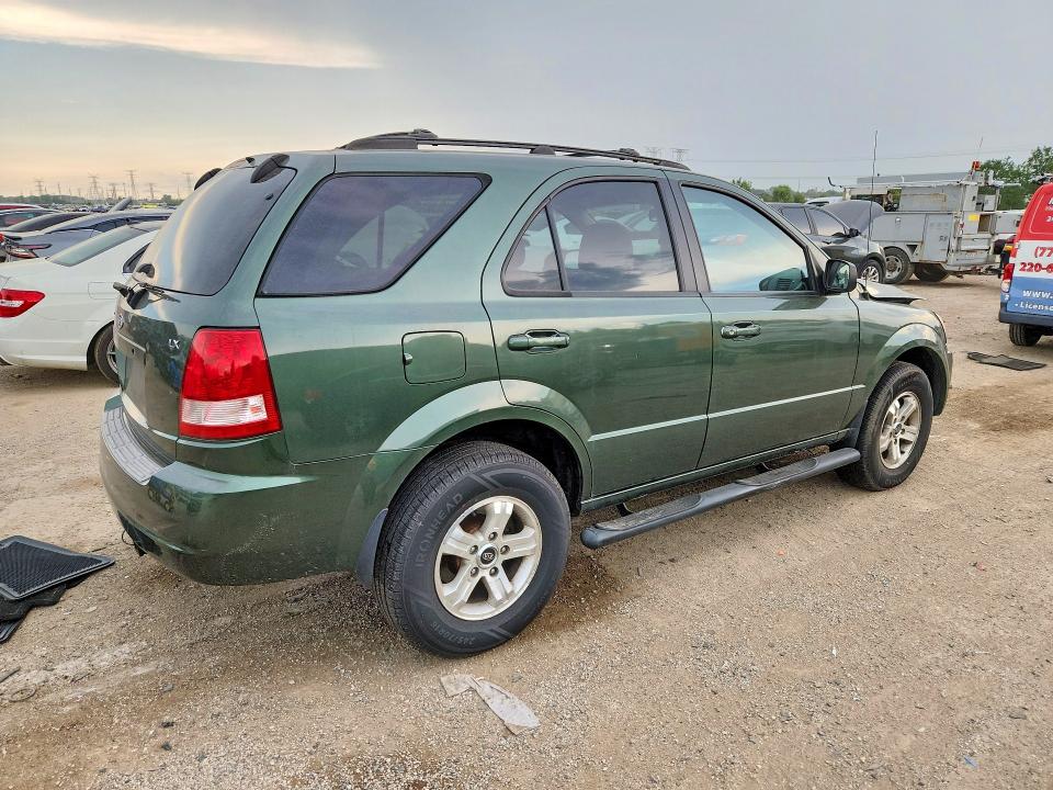 Photo 3 from auction – 2004 KIA SORENTO with VIN KNDJC733445183762