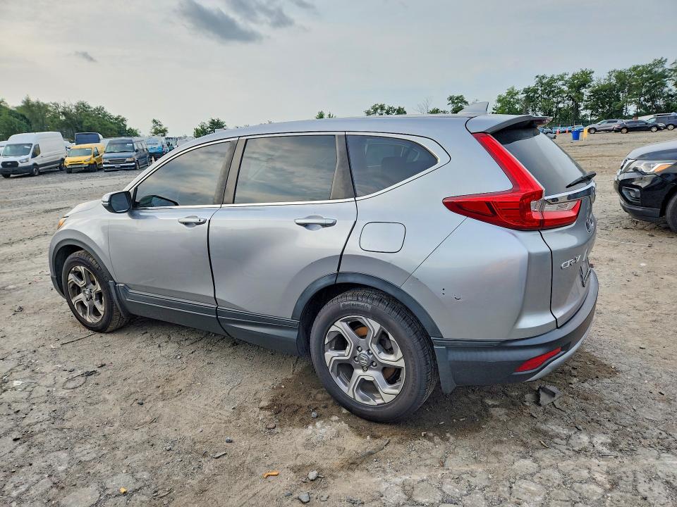 Photo 2 from auction – 2017 HONDA CR-V with VIN 7FARW1H86HE028313