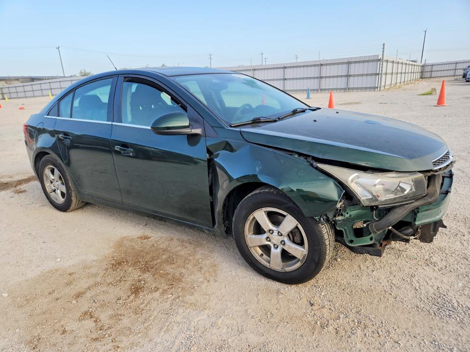 Photo 4 from auction – 2014 CHEVROLET CRUZE with VIN 1G1PC5SB2E7206705