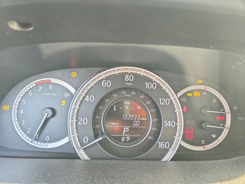 Photo 9 from auction – 2014 HONDA ACCORD with VIN 1HGCR2F87EA200095
