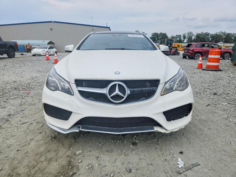 Photo 5 from auction – 2016 MERCEDES-BENZ E with VIN WDDKJ7DB2GF316491