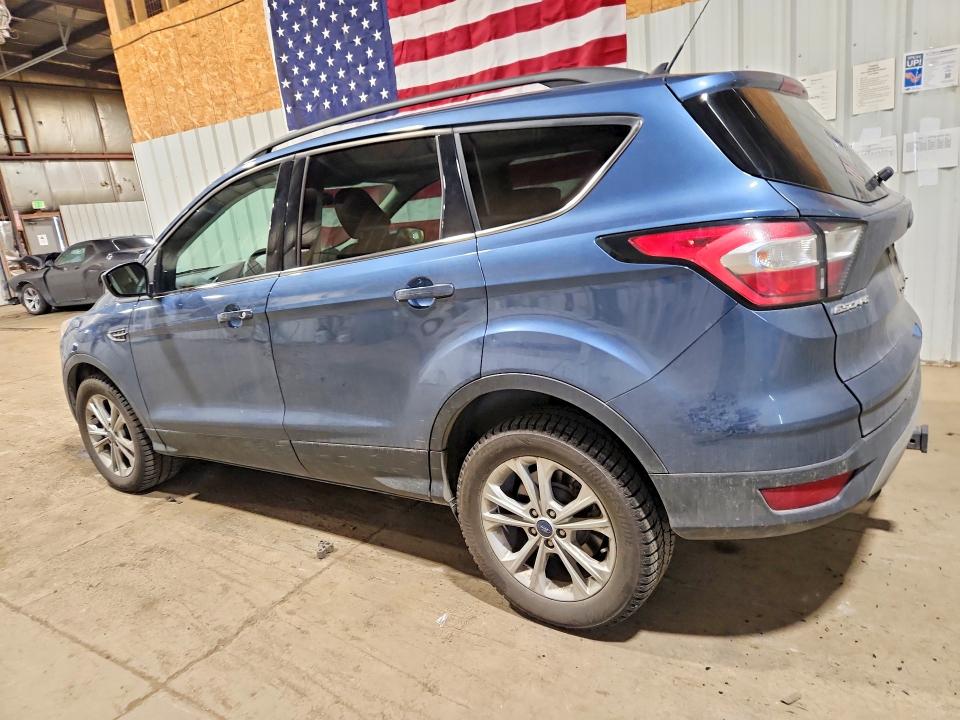 Photo 2 from auction – 2018 FORD ESCAPE with VIN 1FMCU9HD3JUC10417
