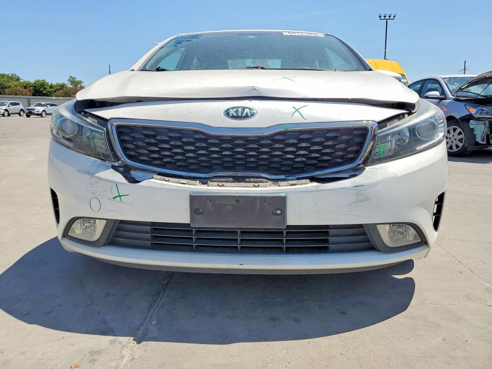 Photo 5 from auction – 2017 KIA FORTE with VIN 3KPFL4A83HE005340
