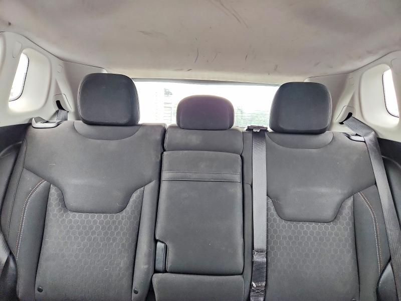 Photo 10 from auction – 2018 JEEP COMPASS with VIN 3C4NJCAB2JT339478