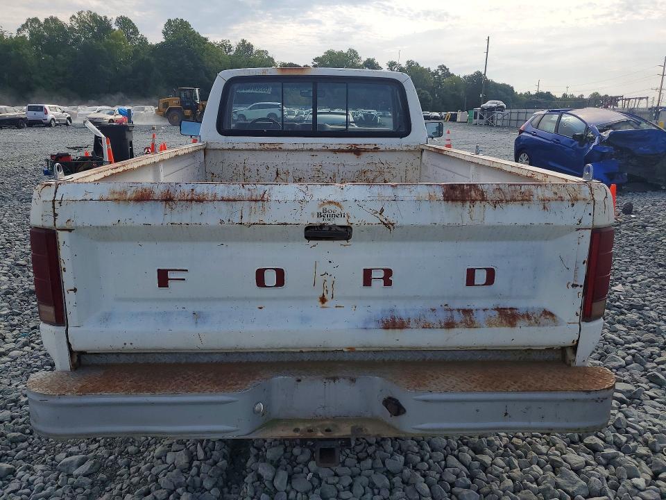 Photo 6 from auction – 1984 FORD F150 with VIN 1FTCF15Y4ENA83569