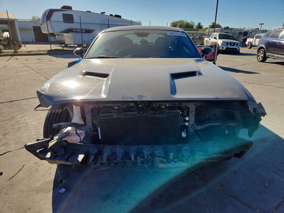 Photo 5 from auction – 2018 DODGE CHALLENGER with VIN 2C3CDZAG7JH241668