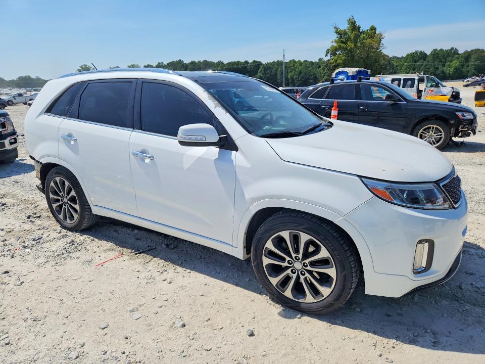 Photo 4 from auction – 2014 KIA SORENTO with VIN 5XYKW4A78EG454086