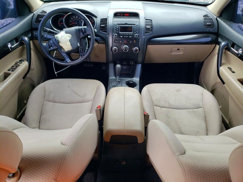 Photo 8 from auction – 2011 KIA SORENTO with VIN 5XYKT3A18BG006974