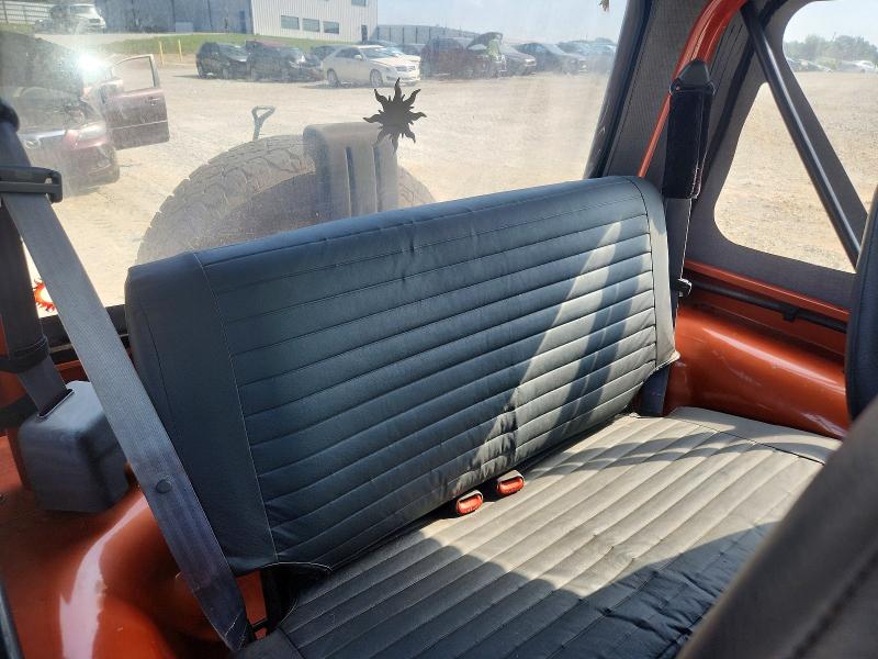 Photo 10 from auction – 2000 JEEP WRANGLER / TJ with VIN 1J4FA49S7YP792244