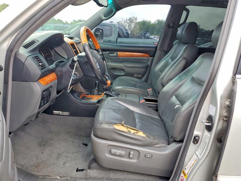 Photo 7 from auction – 2004 LEXUS GX with VIN JTJBT20X240042097