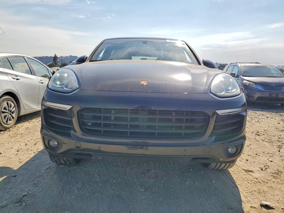 Photo 5 from auction – 2016 PORSCHE CAYENNE with VIN WP1AE2A27GLA62942