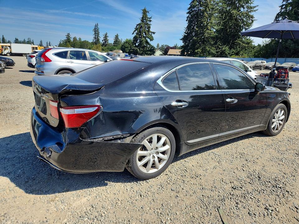 Photo 3 from auction – 2009 LEXUS LS with VIN JTHCL46F595002414