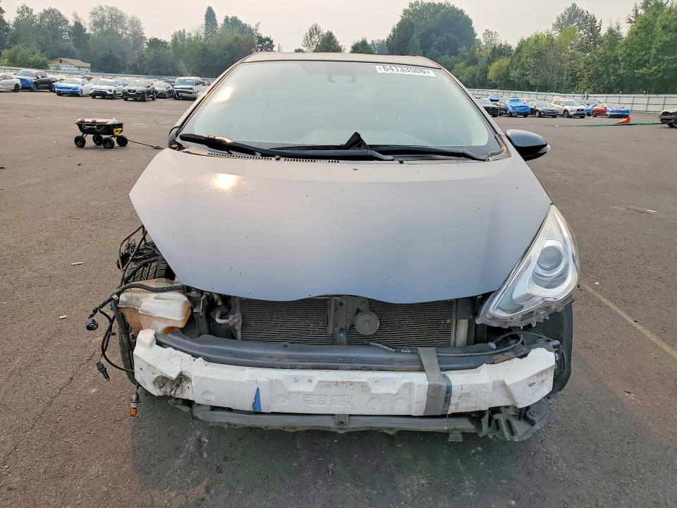 Photo 5 from auction – 2017 TOYOTA PRIUS C with VIN JTDKDTB32H1597552