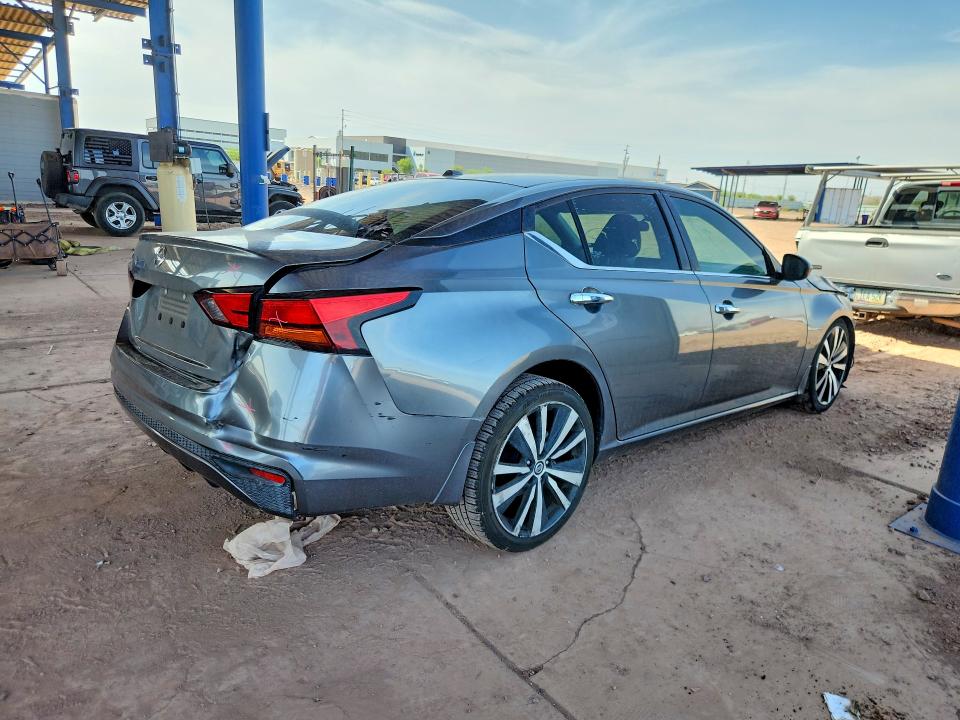 Photo 3 from auction – 2020 NISSAN ALTIMA with VIN 1N4BL4BV5LC279521