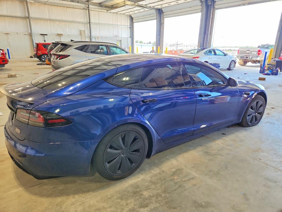 Photo 3 from auction – 2022 TESLA MODEL S with VIN 5YJSA1E69NF478628