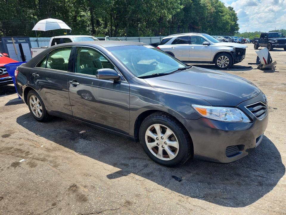 Photo 4 from auction – 2011 TOYOTA CAMRY with VIN 4T1BF3EK9BU699686