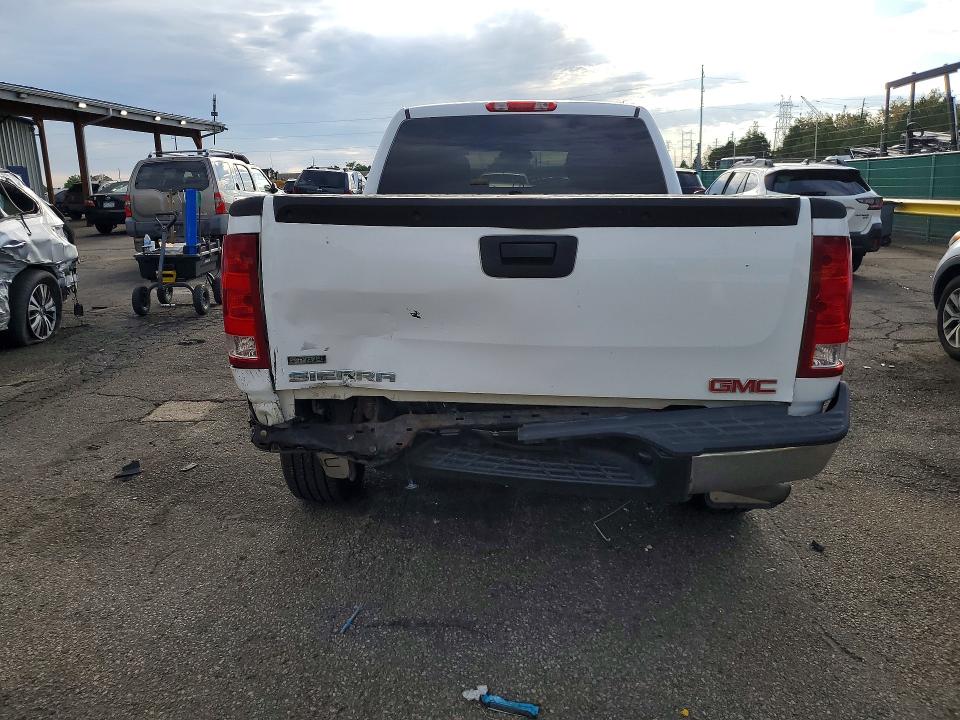 Photo 6 from auction – 2010 GMC SIERRA with VIN 1GTSKUEA2AZ107740