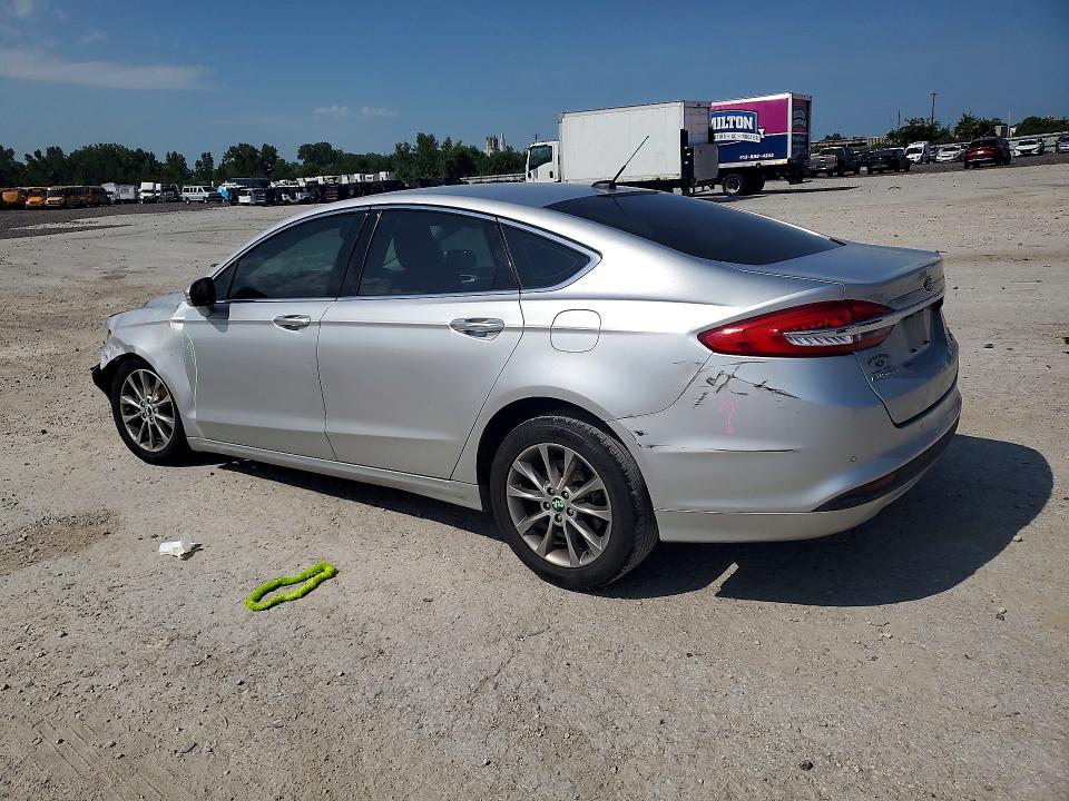 Photo 2 from auction – 2017 FORD FUSION with VIN 3FA6P0HD7HR363202