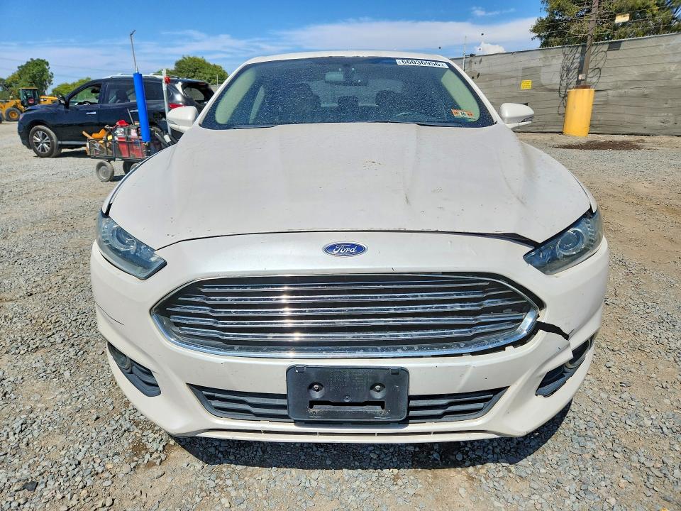 Photo 5 from auction – 2013 FORD FUSION with VIN 3FA6P0LU7DR270908