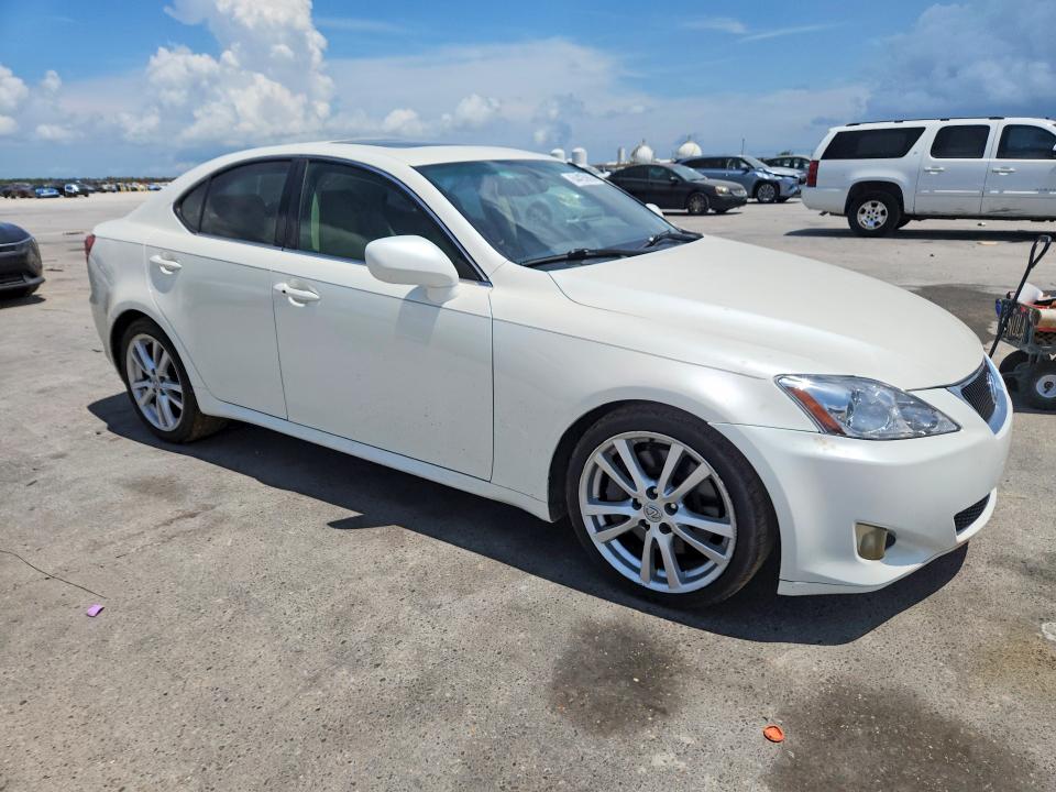 Photo 4 from auction – 2007 LEXUS IS with VIN JTHBE262272007785