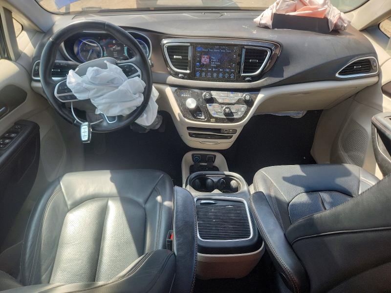 Photo 8 from auction – 2017 CHRYSLER PACIFICA with VIN 2C4RC1EG8HR635088