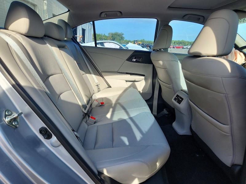 Photo 10 from auction – 2016 HONDA ACCORD with VIN 1HGCR2F8XGA041107