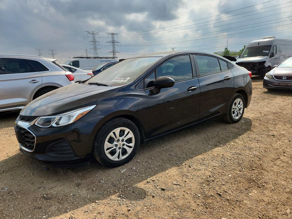 CHEVROLET CRUZE 2019 with VIN 1G1BC5SM6K7136259 - Photo from auction