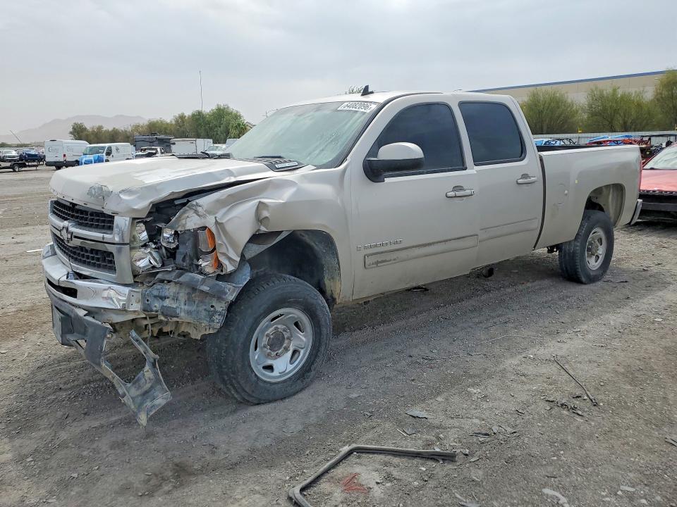 CHEVROLET SILVERADO 2008 with VIN 1GCHK23628F211685 - Photo from auction