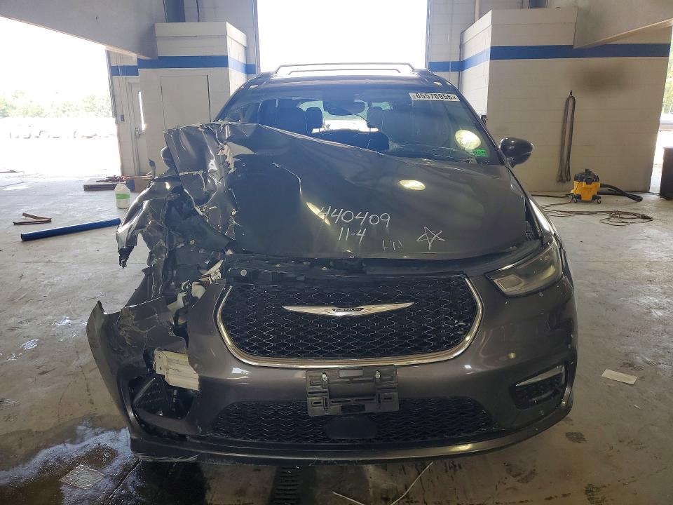 Photo 5 from auction – 2021 CHRYSLER PACIFICA with VIN 2C4RC1BG9MR528243